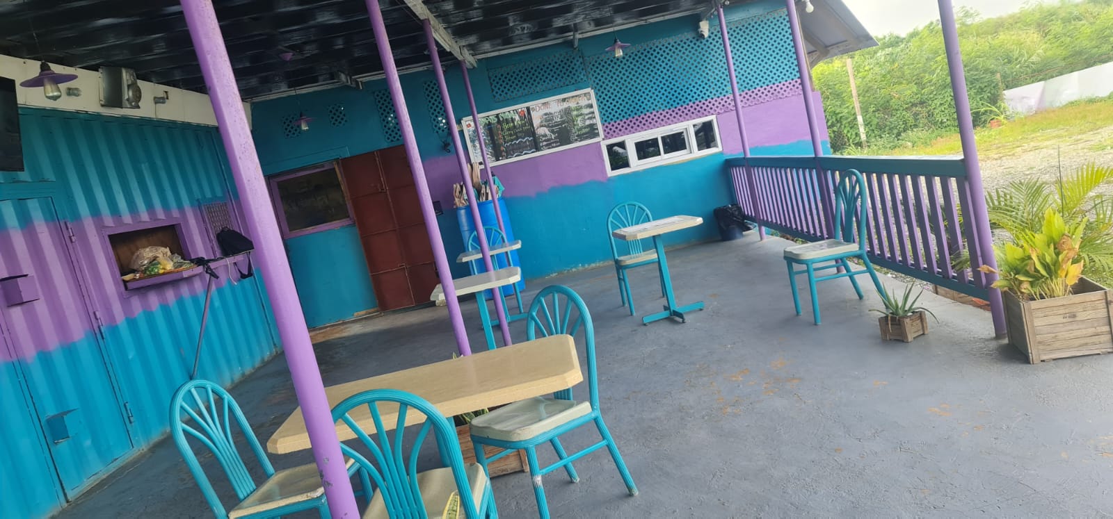 Flavourz Roselle outdoor patio seating